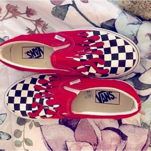 VANS Classic Slip-On Crimson Men's Size Low Top Canvas Red Sneakers VN0A38F7Q9U